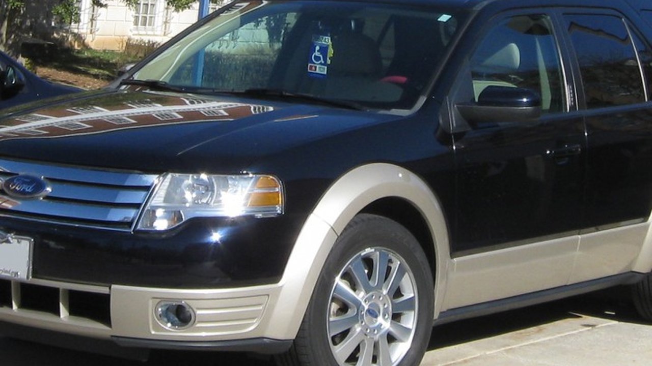 Ford Taurus X Taurus X 3.5i V6 (260 Hp) teknik özellikler ve yakıt tüketimi Ford Taurus X Taurus X 3.5i V6 (260 Hp) teknik özellikler ve yakıt tüketimi