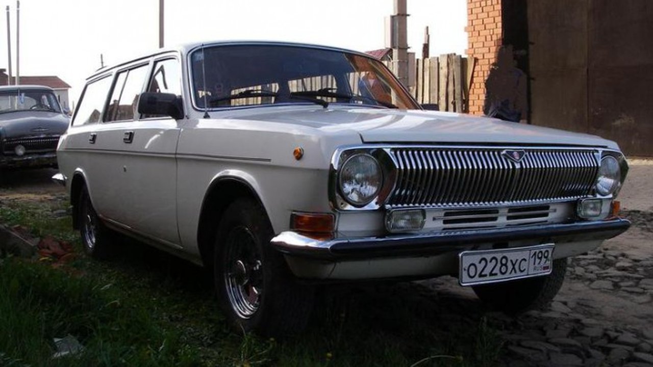 GAZ 24 2412 2.4 (100 Hp) teknik özellikler ve yakıt tüketimi GAZ 24 2412 2.4 (100 Hp) teknik özellikler ve yakıt tüketimi