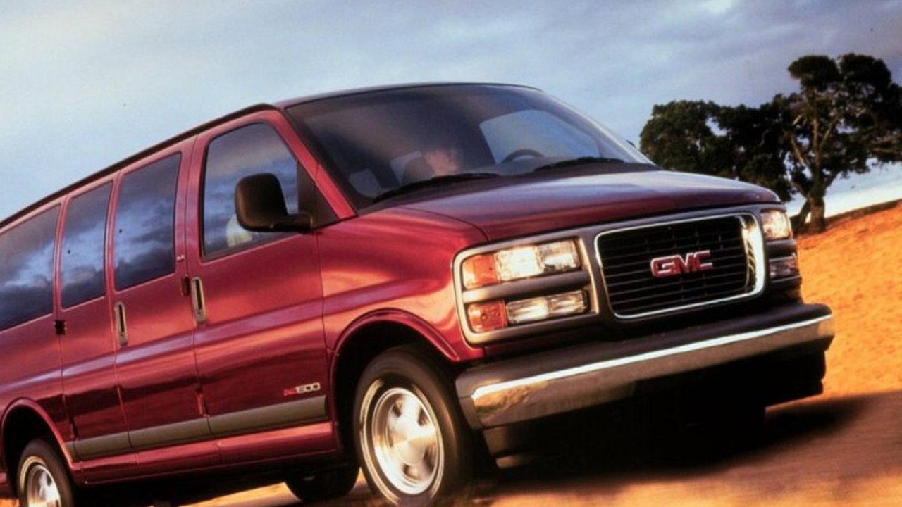 "GMC Savana 6.0 (323 Hp) teknik özellikler ve yakıt tüketimi "GMC Savana 6.0 (323 Hp) teknik özellikler ve yakıt tüketimi