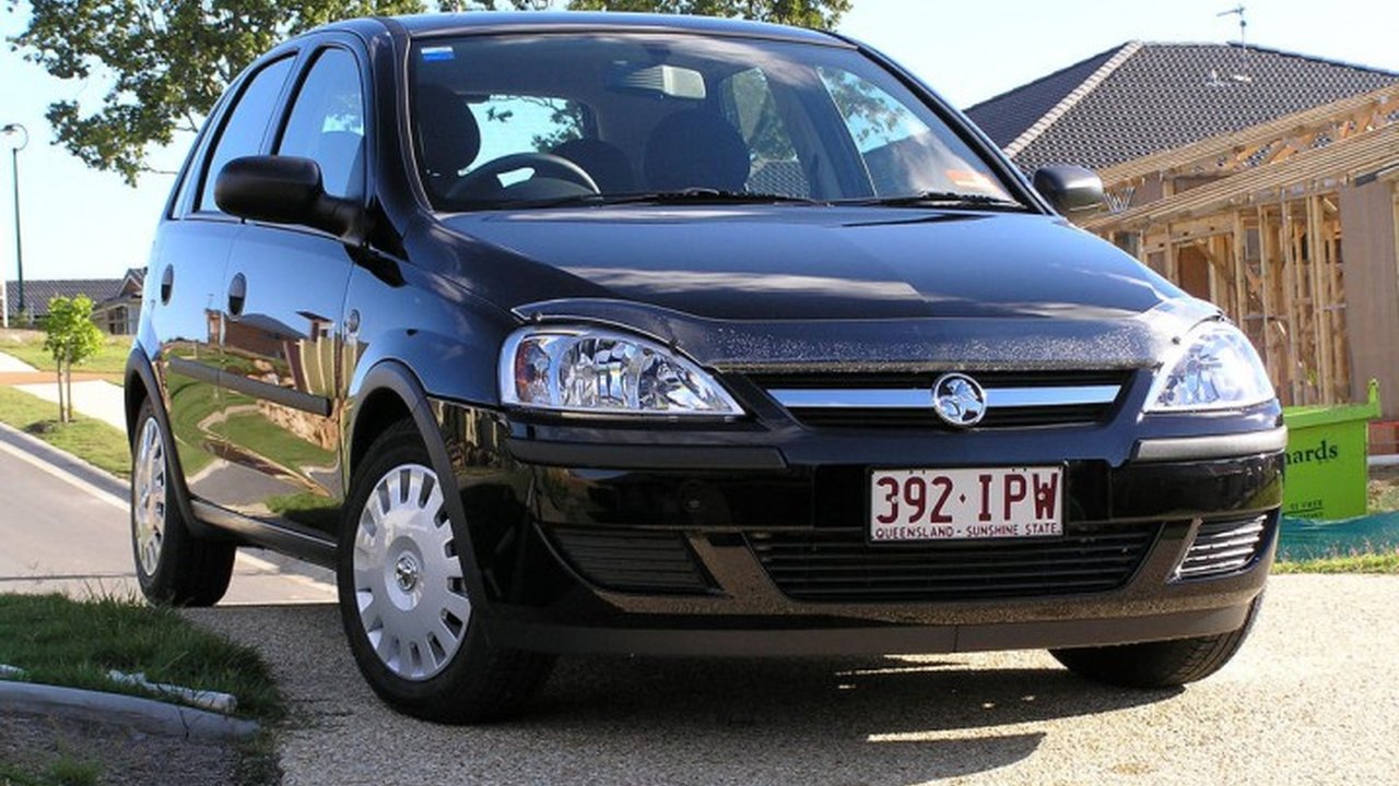 Holden Barina (GM4200) 1.8 i 16V ECOTEC (125 Hp) teknik özellikler ve yakıt tüketimi Holden Barina (GM4200) 1.8 i 16V ECOTEC (125 Hp) teknik özellikler ve yakıt tüketimi
