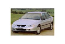 Holden Commodore (VT) 5.7 i V8 SS (300 Hp) teknik özellikler ve yakıt tüketimi