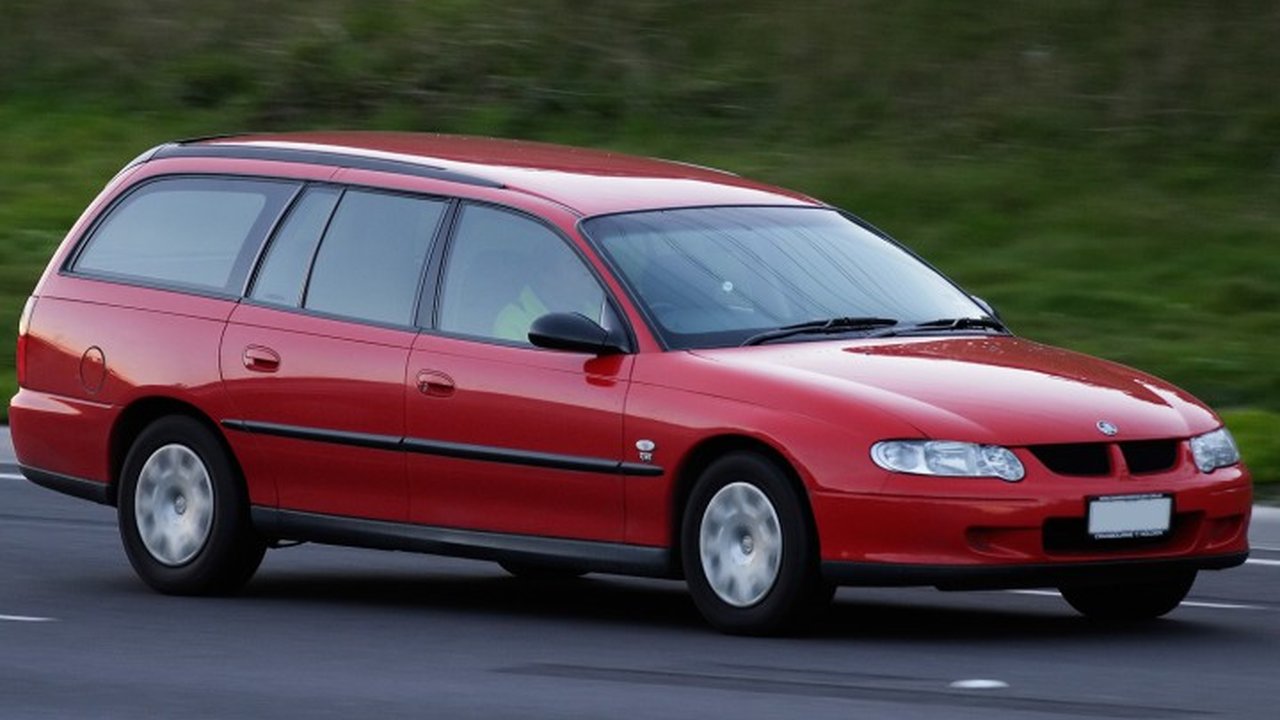 Holden Commodore Wagon (VT) 5.7 i V8 Executive (306 Hp) teknik özellikler ve yakıt tüketimi Holden Commodore Wagon (VT) 5.7 i V8 Executive (306 Hp) teknik özellikler ve yakıt tüketimi