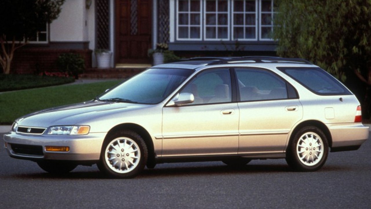 Honda Accord V Wagon (CE) 2.2 i ES (CE1) (150 Hp) teknik özellikler ve yakıt tüketimi Honda Accord V Wagon (CE) 2.2 i ES (CE1) (150 Hp) teknik özellikler ve yakıt tüketimi