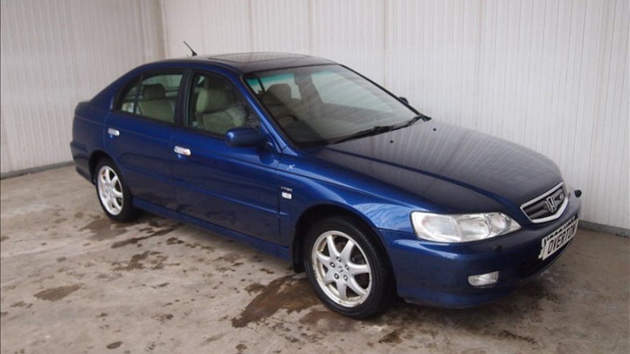 Honda Accord VI Hatchback 2.3 i 16V (154 Hp) teknik özellikler ve yakıt tüketimi Honda Accord VI Hatchback 2.3 i 16V (154 Hp) teknik özellikler ve yakıt tüketimi
