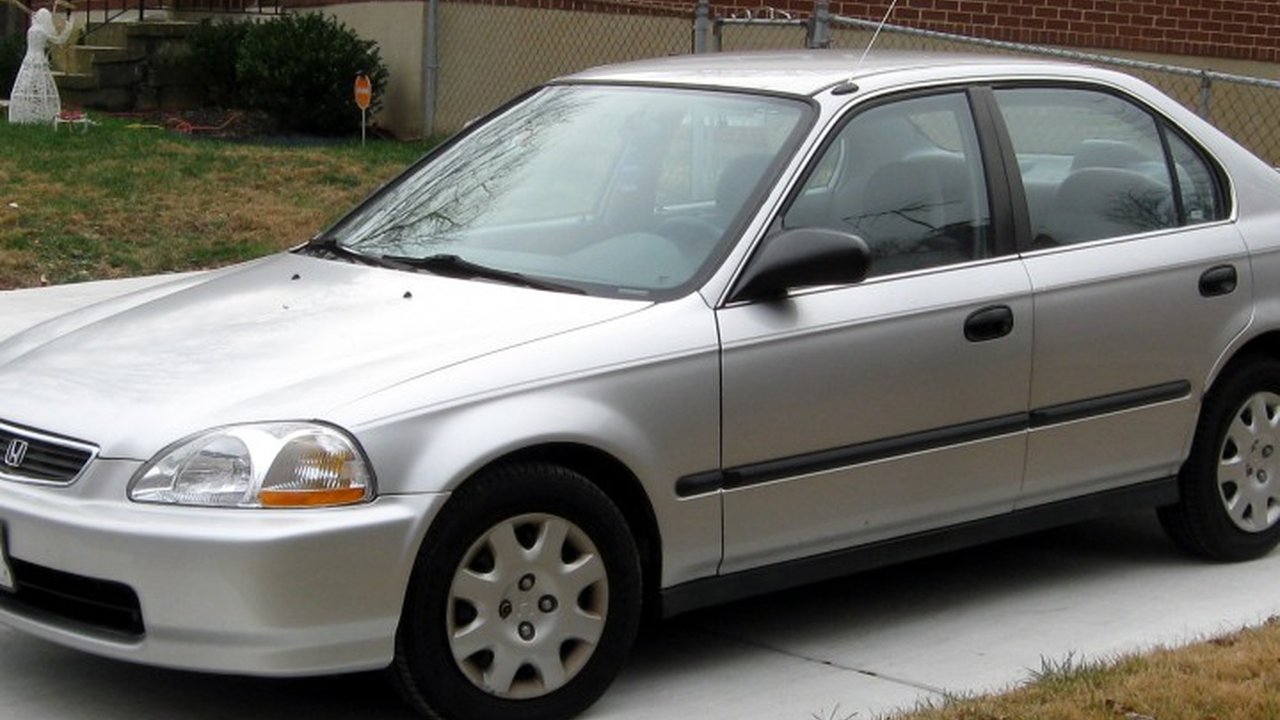 Honda Civic VI 1.6 i Vtec (125 Hp) teknik özellikler ve yakıt tüketimi Honda Civic VI 1.6 i Vtec (125 Hp) teknik özellikler ve yakıt tüketimi