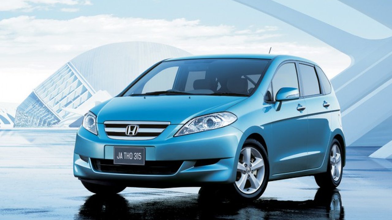 Honda Edix 2.0 (165 Hp) 4WD teknik özellikler ve yakıt tüketimi Honda Edix 2.0 (165 Hp) 4WD teknik özellikler ve yakıt tüketimi