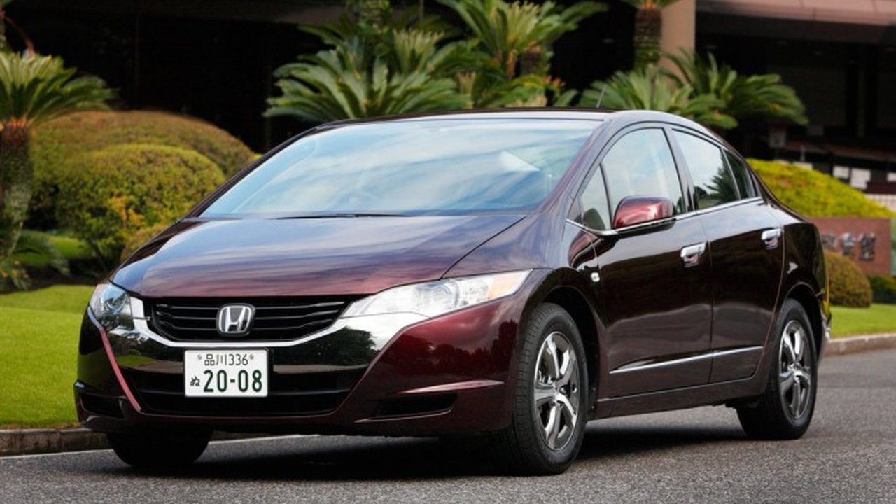 Honda FCX Clarity FCX Clarity Electro AT (101hp) teknik özellikler ve yakıt tüketimi Honda FCX Clarity FCX Clarity Electro AT (101hp) teknik özellikler ve yakıt tüketimi
