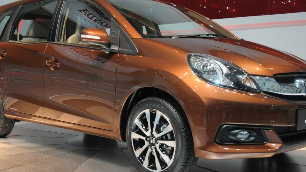 Honda Mobilio (GA-IV) 1.5 i (90 Hp) teknik özellikler ve yakıt tüketimi Honda Mobilio (GA-IV) 1.5 i (90 Hp) teknik özellikler ve yakıt tüketimi