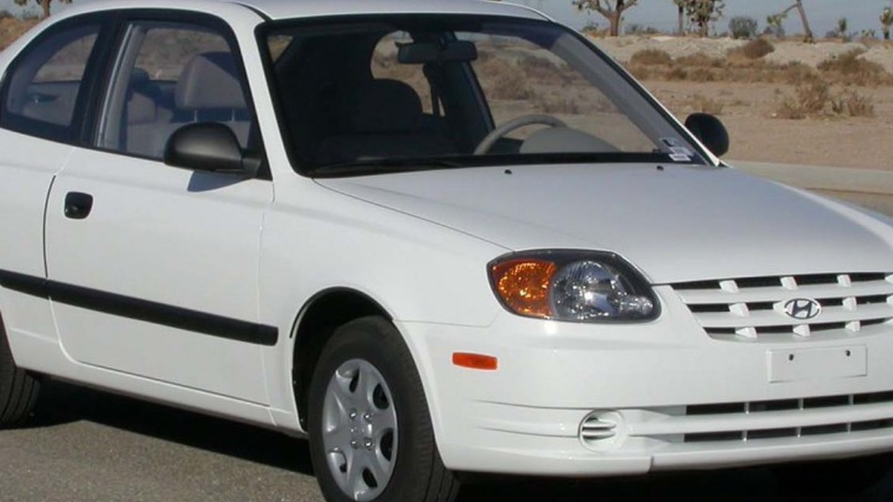 Hyundai Accent Hatchback II 1.3 i 12V GL (86 Hp) teknik özellikler ve yakıt tüketimi Hyundai Accent Hatchback II 1.3 i 12V GL (86 Hp) teknik özellikler ve yakıt tüketimi