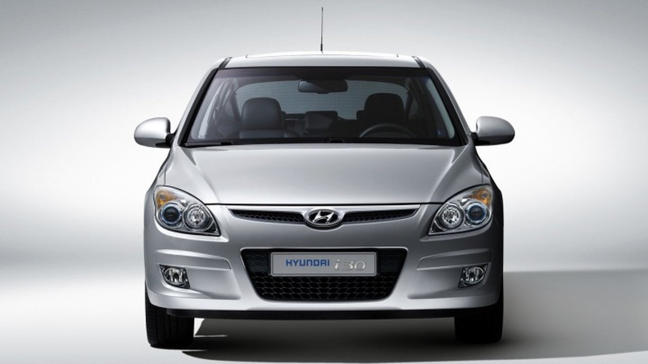 Hyundai i30 2.0CRDi (140 Hp) DPF teknik özellikler ve yakıt tüketimi Hyundai i30 2.0CRDi (140 Hp) DPF teknik özellikler ve yakıt tüketimi