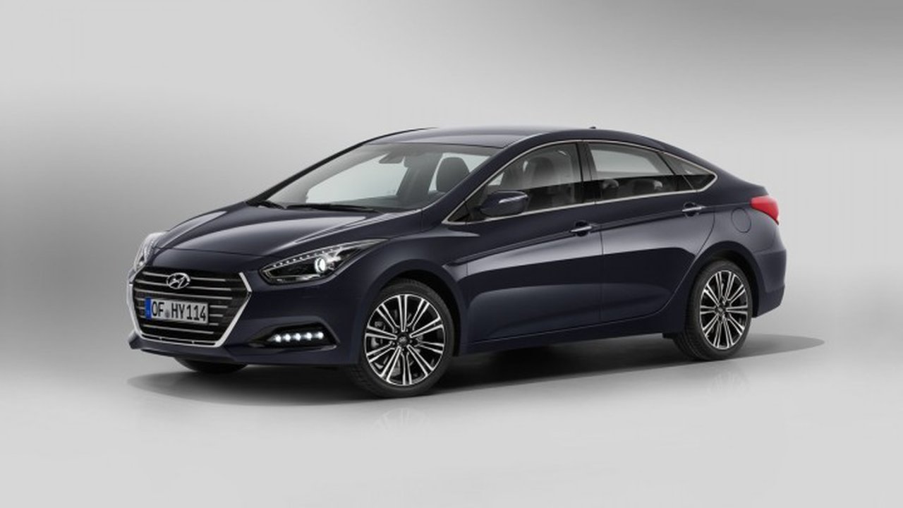 Hyundai i40 I Restyling 2.0 (150hp) teknik özellikler ve yakıt tüketimi Hyundai i40 I Restyling 2.0 (150hp) teknik özellikler ve yakıt tüketimi