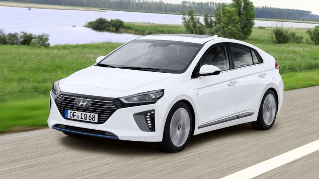 Hyundai IONIQ 1.6 AMT Hybrid (105hp) teknik özellikler ve yakıt tüketimi Hyundai IONIQ 1.6 AMT Hybrid (105hp) teknik özellikler ve yakıt tüketimi