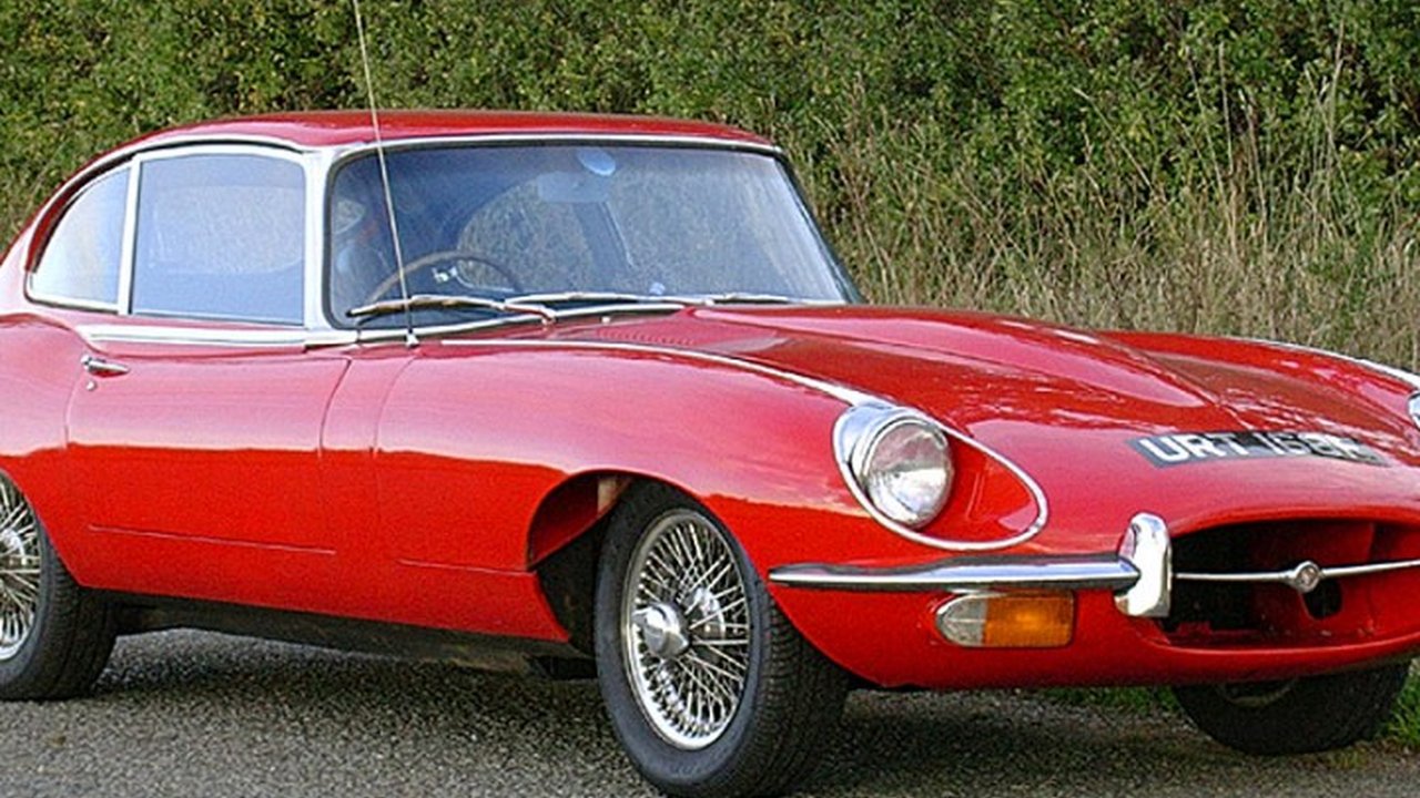 Jaguar E-type 2+2 4.2 (Series3) (173 Hp) teknik özellikler ve yakıt tüketimi Jaguar E-type 2+2 4.2 (Series3) (173 Hp) teknik özellikler ve yakıt tüketimi