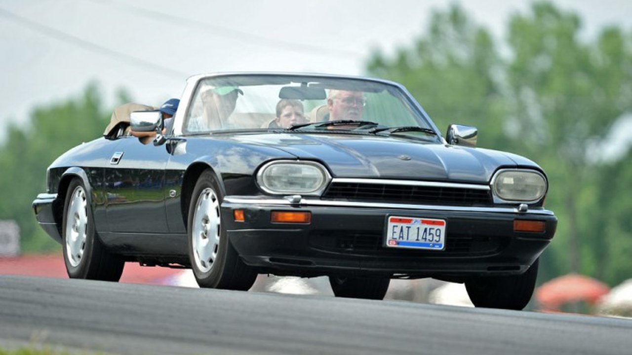 Jaguar XJS Convertible XJS Convertible 4.0 (233 Hp) teknik özellikler ve yakıt tüketimi Jaguar XJS Convertible XJS Convertible 4.0 (233 Hp) teknik özellikler ve yakıt tüketimi