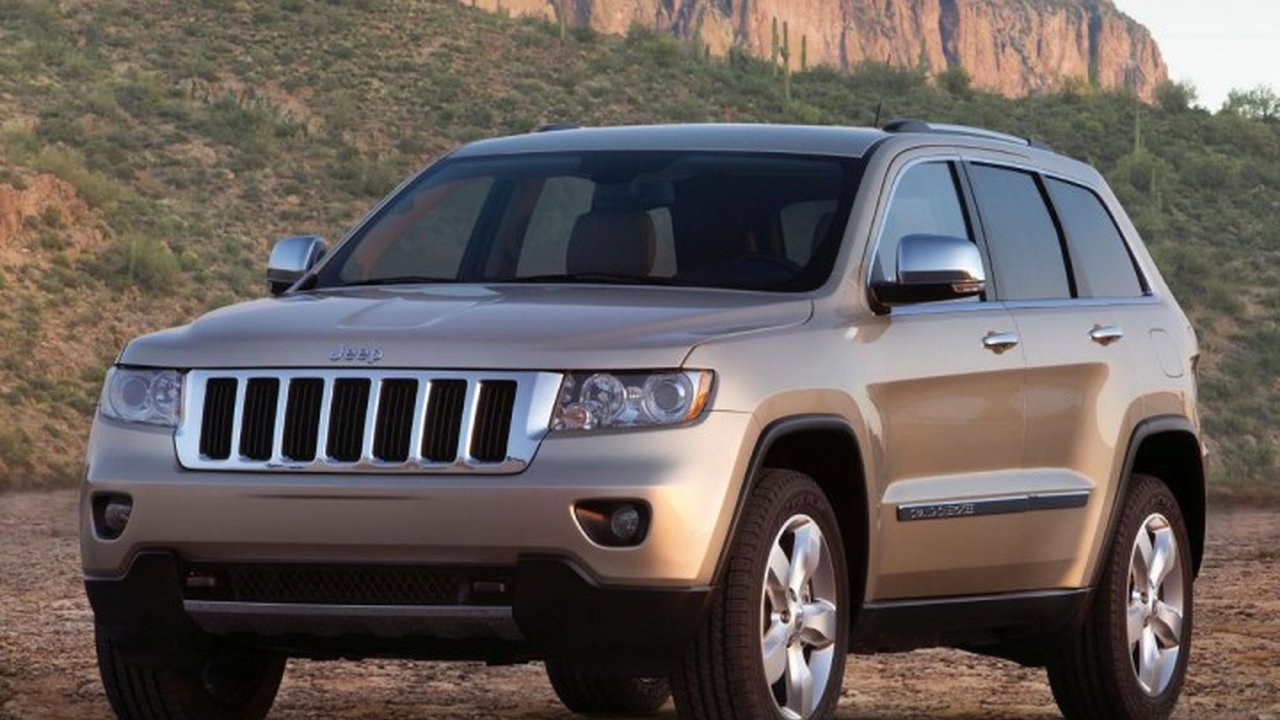 Jeep Grand Cherokee Grand Cherokee IV (WK2) 5.7 AT (352hp) 4WD teknik özellikler ve yakıt tüketimi Jeep Grand Cherokee Grand Cherokee IV (WK2) 5.7 AT (352hp) 4WD teknik özellikler ve yakıt tüketimi