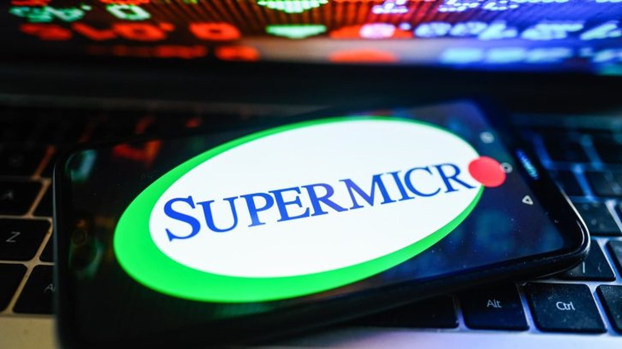 Super Micro Hisselerinde Değer Kaybı: JPMorgan Hedefi Düşürdü