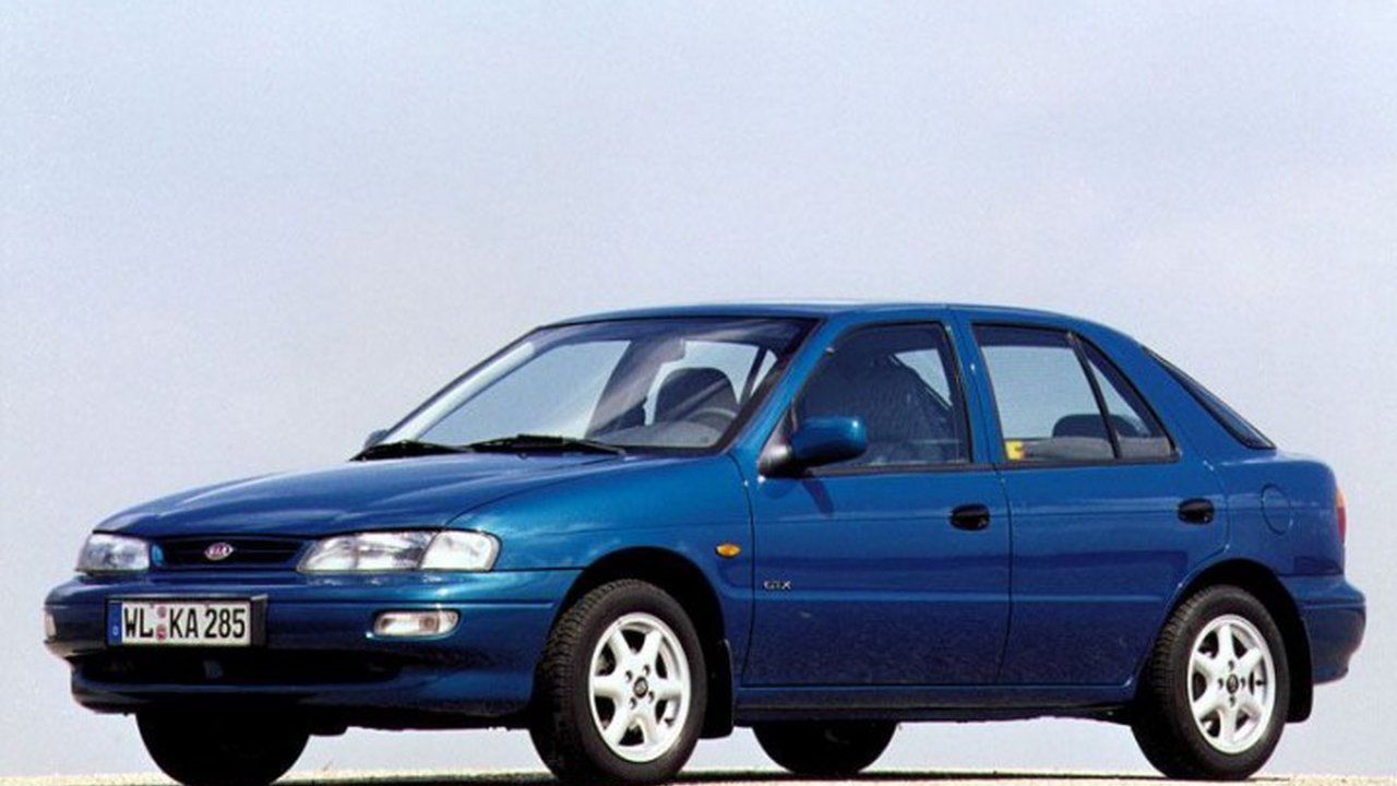 Kia Sephia Hatchback (FA) 1.6 i (80) Hp teknik özellikler ve yakıt tüketimi Kia Sephia Hatchback (FA) 1.6 i (80) Hp teknik özellikler ve yakıt tüketimi