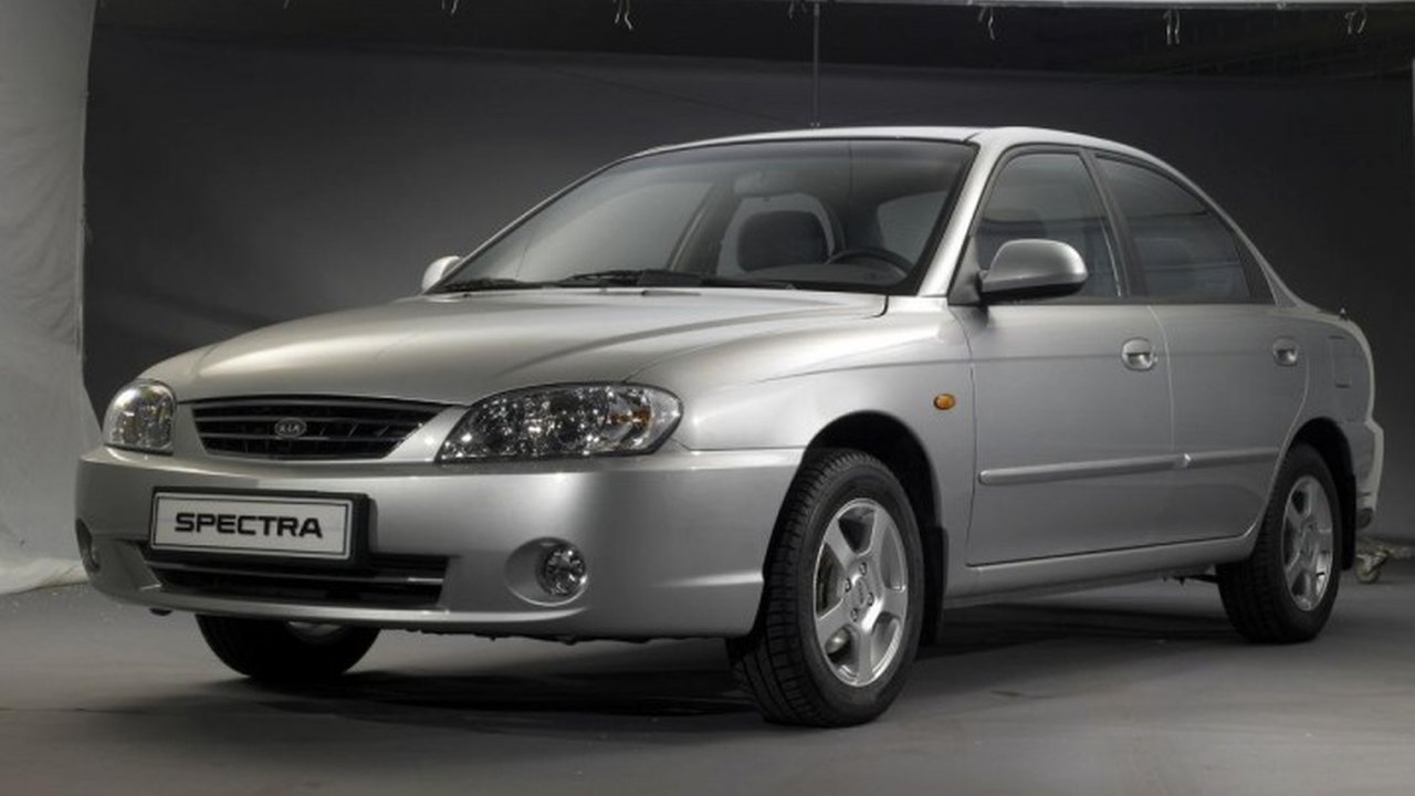 Kia Spectra (USA) 2.0i (140 Hp) teknik özellikler ve yakıt tüketimi Kia Spectra (USA) 2.0i (140 Hp) teknik özellikler ve yakıt tüketimi