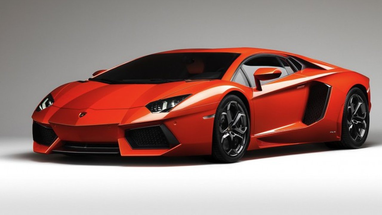Lamborghini Aventador LP 700-4 6.5 V12 (700 Hp) teknik özellikler ve yakıt tüketimi Lamborghini Aventador LP 700-4 6.5 V12 (700 Hp) teknik özellikler ve yakıt tüketimi