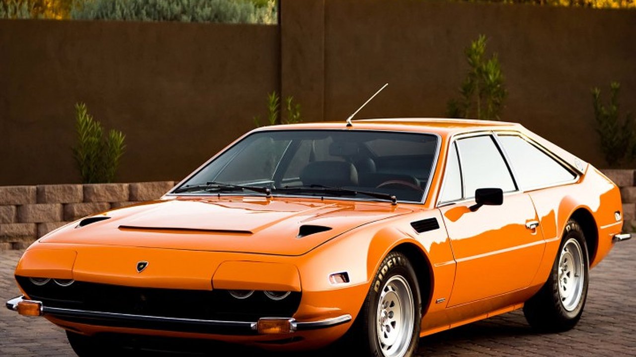 Lamborghini Jarama 400 GTS (365 Hp) teknik özellikler ve yakıt tüketimi Lamborghini Jarama 400 GTS (365 Hp) teknik özellikler ve yakıt tüketimi