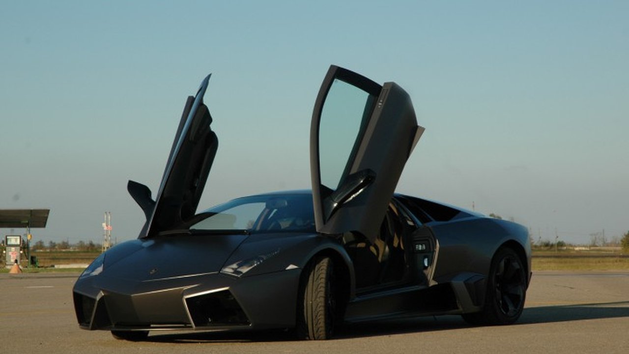 Lamborghini Reventon 6.5 V12 (640 Hp) teknik özellikler ve yakıt tüketimi Lamborghini Reventon 6.5 V12 (640 Hp) teknik özellikler ve yakıt tüketimi