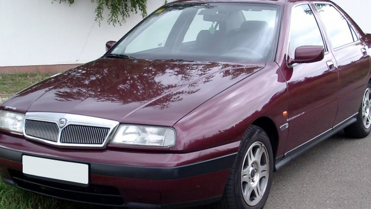 Lancia Kappa (838) 2.0 20V Turbo (220 Hp) teknik özellikler ve yakıt tüketimi Lancia Kappa (838) 2.0 20V Turbo (220 Hp) teknik özellikler ve yakıt tüketimi