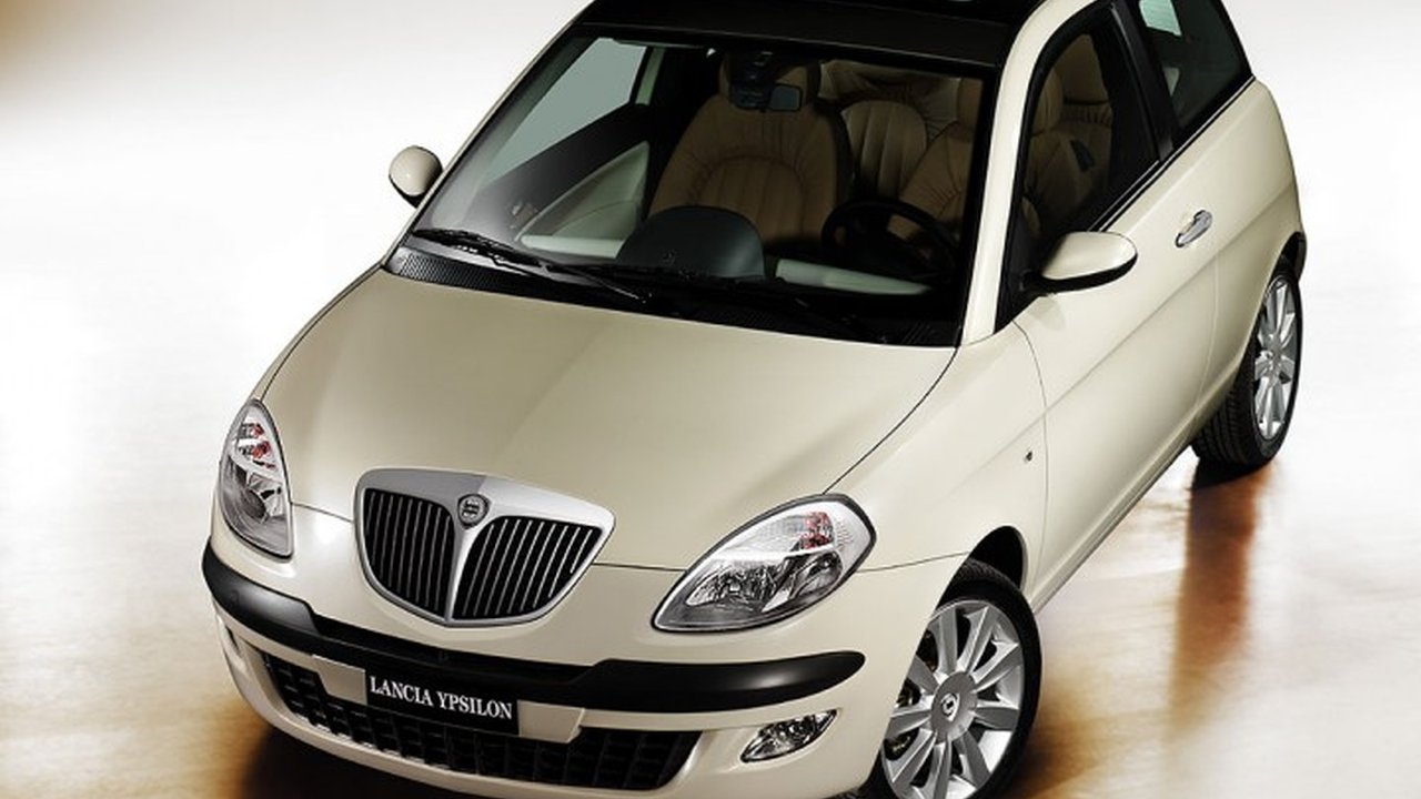 Lancia Y Ypsilon 1.3 16V CDRi Multijet (70 Hp) teknik özellikler ve yakıt tüketimi Lancia Y Ypsilon 1.3 16V CDRi Multijet (70 Hp) teknik özellikler ve yakıt tüketimi