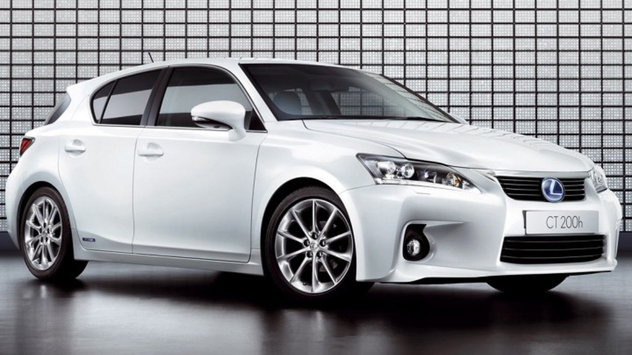 Lexus CT 200h 1.8 16V (136 Hp) Hibrid teknik özellikler ve yakıt tüketimi Lexus CT 200h 1.8 16V (136 Hp) Hibrid teknik özellikler ve yakıt tüketimi