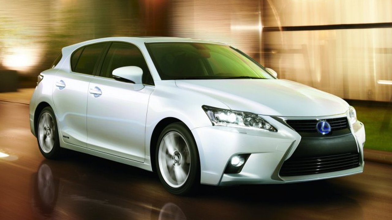 Lexus CT Restyling 200h 1.8hyb CVT (99hp) teknik özellikler ve yakıt tüketimi Lexus CT Restyling 200h 1.8hyb CVT (99hp) teknik özellikler ve yakıt tüketimi