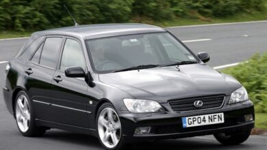 "Lexus IS I Sportcross 300 (210 Hp) teknik özellikler ve yakıt tüketimi
