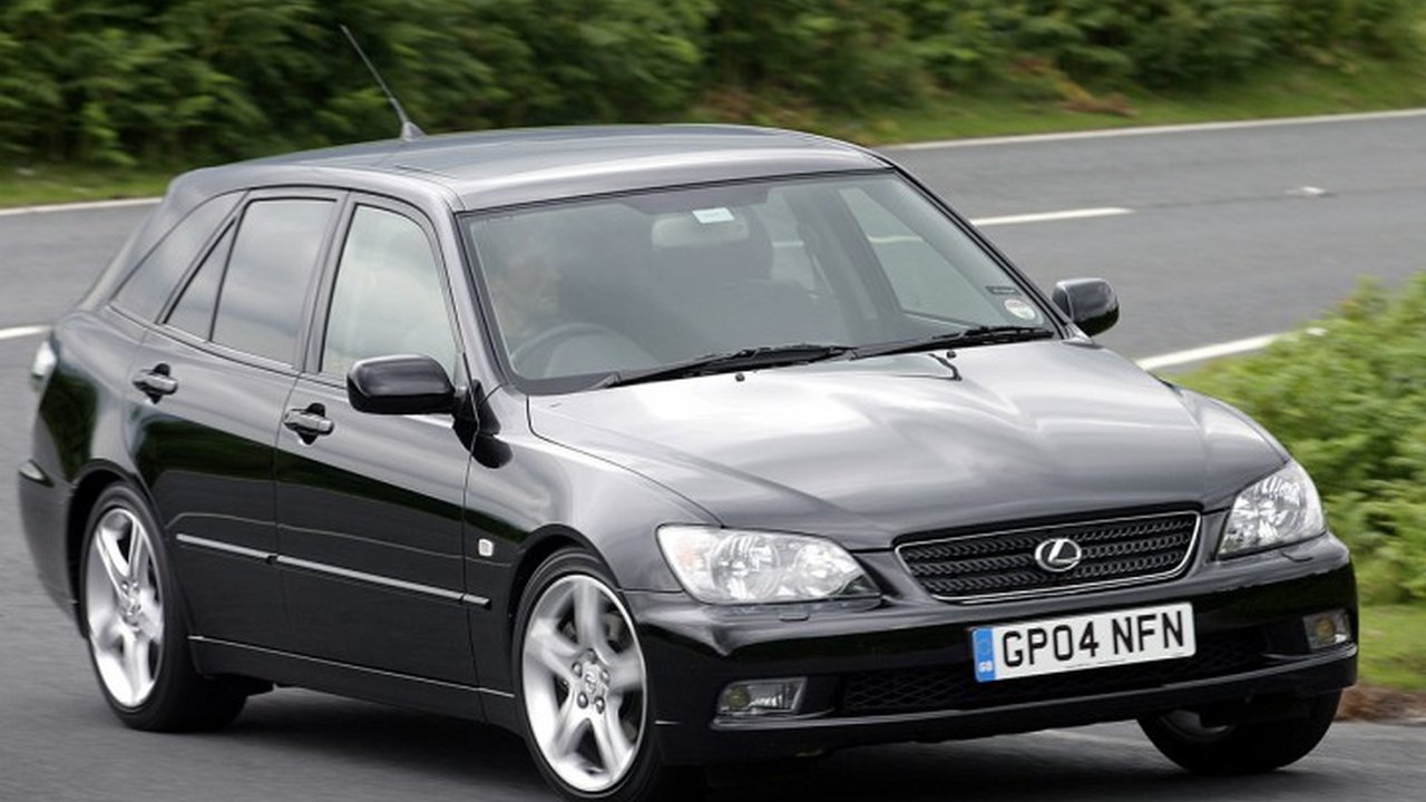"Lexus IS I Sportcross 300 (210 Hp) teknik özellikler ve yakıt tüketimi "Lexus IS I Sportcross 300 (210 Hp) teknik özellikler ve yakıt tüketimi