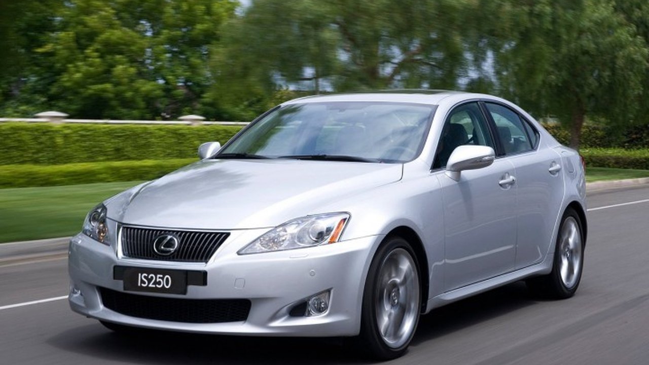Lexus IS II Restyling 220 2.2d (177hp) teknik özellikler ve yakıt tüketimi Lexus IS II Restyling 220 2.2d (177hp) teknik özellikler ve yakıt tüketimi