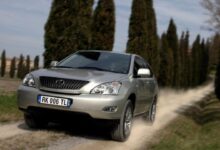 Lexus RX II 300 4WD (204 Hp) teknik özellikler ve yakıt tüketimi
