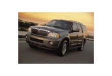 Lincoln Navigator II 5.4 i V8 AWD (304 Hp) teknik özellikler ve yakıt tüketimi