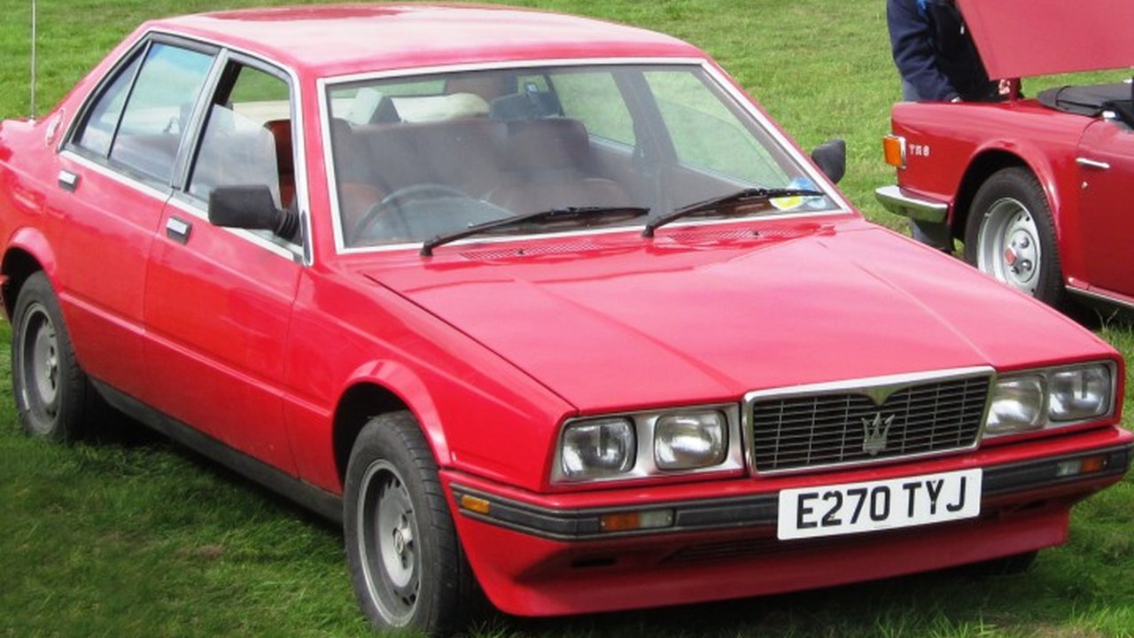 "Maserati Biturbo 425 i (188 Hp) teknik özellikler ve yakıt tüketimi "Maserati Biturbo 425 i (188 Hp) teknik özellikler ve yakıt tüketimi