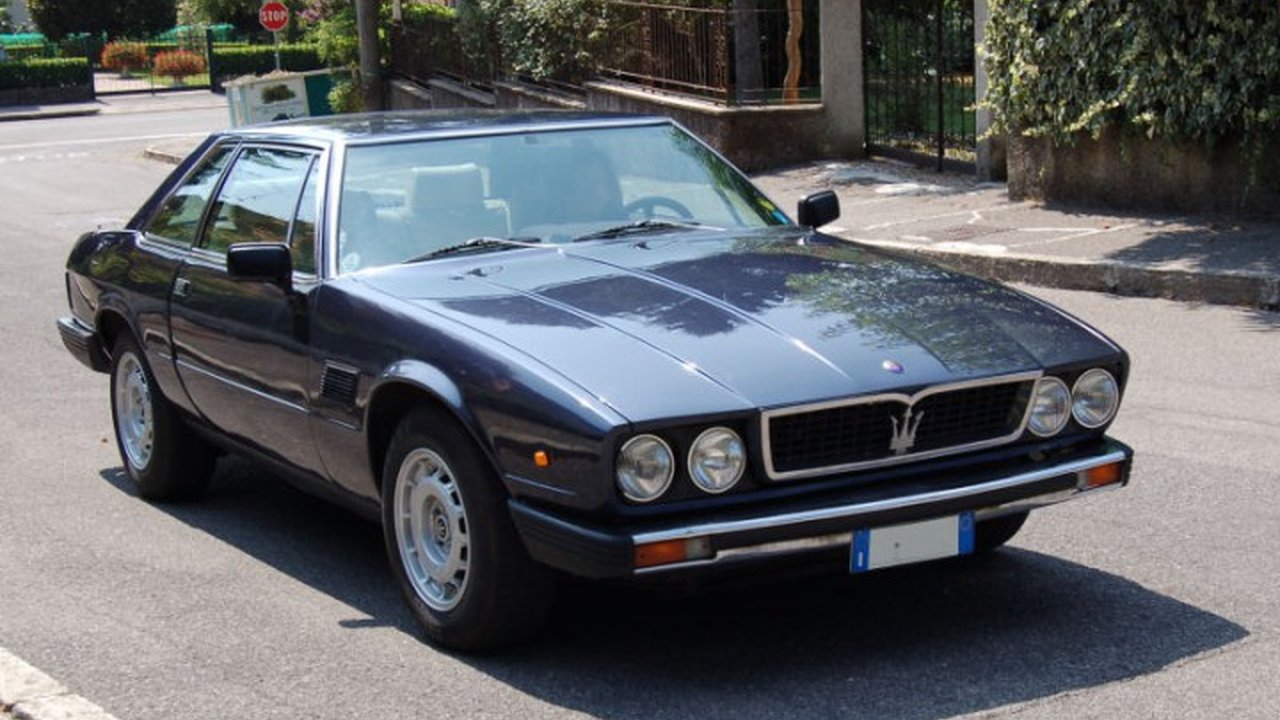 Maserati Kyalami 4.2 (255 Hp) teknik özellikler ve yakıt tüketimi Maserati Kyalami 4.2 (255 Hp) teknik özellikler ve yakıt tüketimi