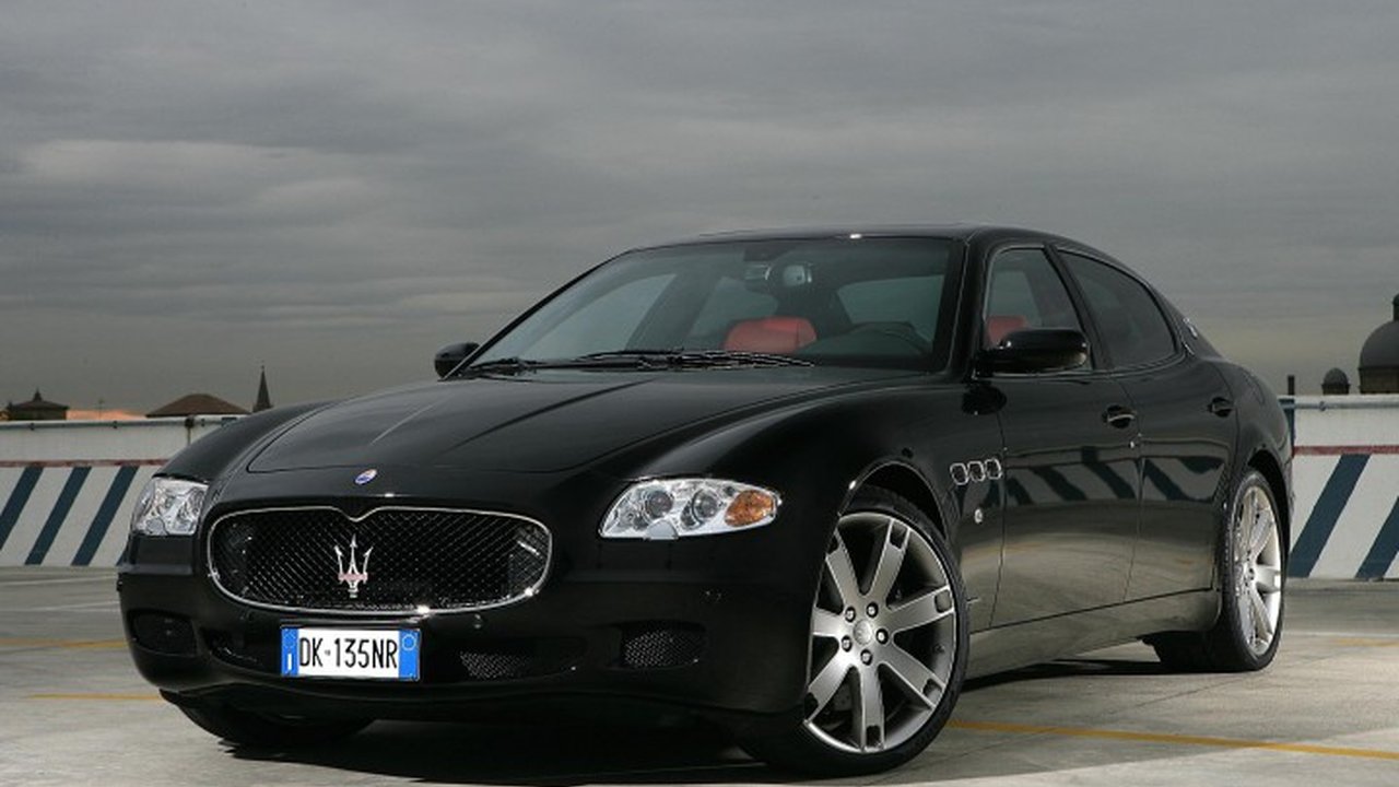 Maserati Quattroporte IV 4.2 i V8 32V (400 Hp) teknik özellikler ve yakıt tüketimi Maserati Quattroporte IV 4.2 i V8 32V (400 Hp) teknik özellikler ve yakıt tüketimi