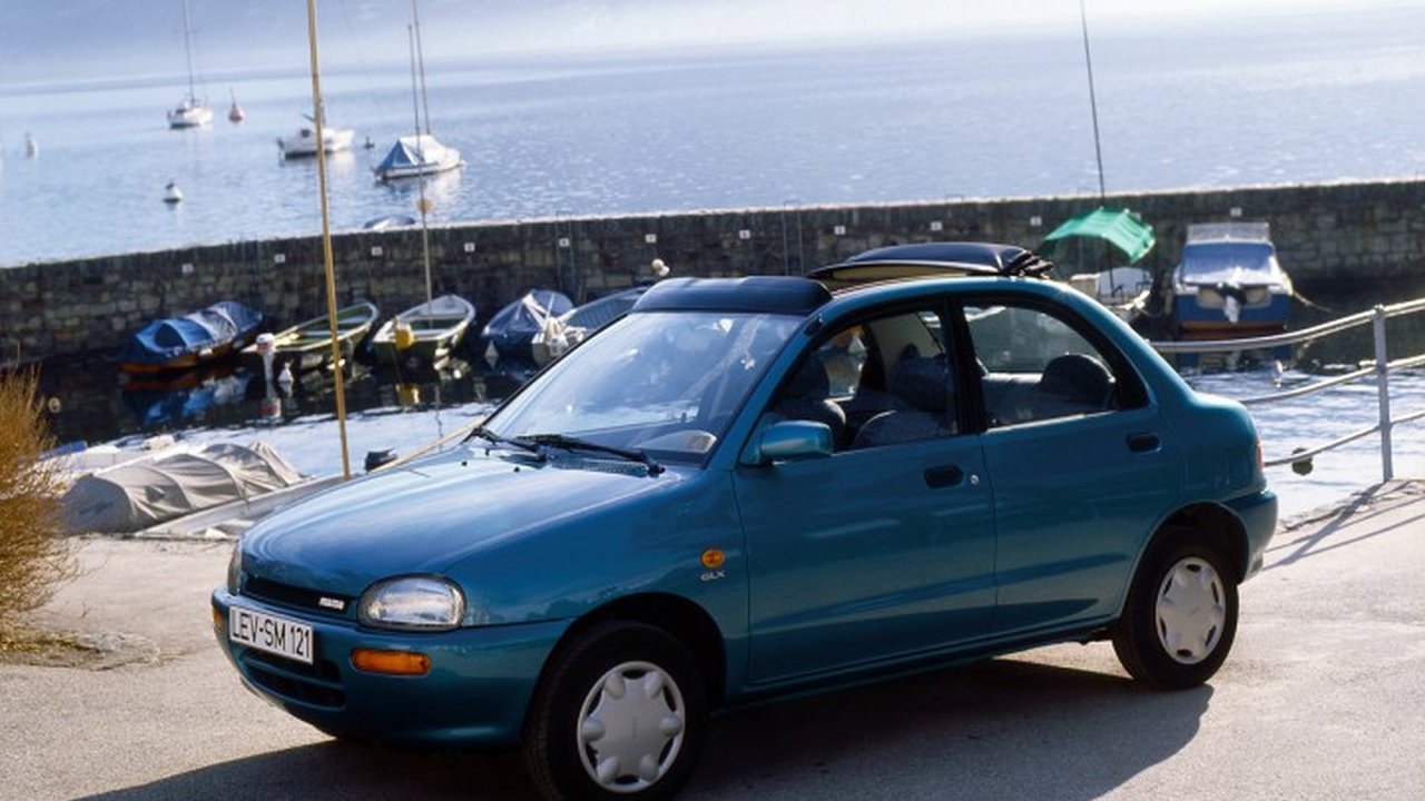 Mazda 121 II (DB) 1.3 16V (72 Hp) teknik özellikler ve yakıt tüketimi Mazda 121 II (DB) 1.3 16V (72 Hp) teknik özellikler ve yakıt tüketimi