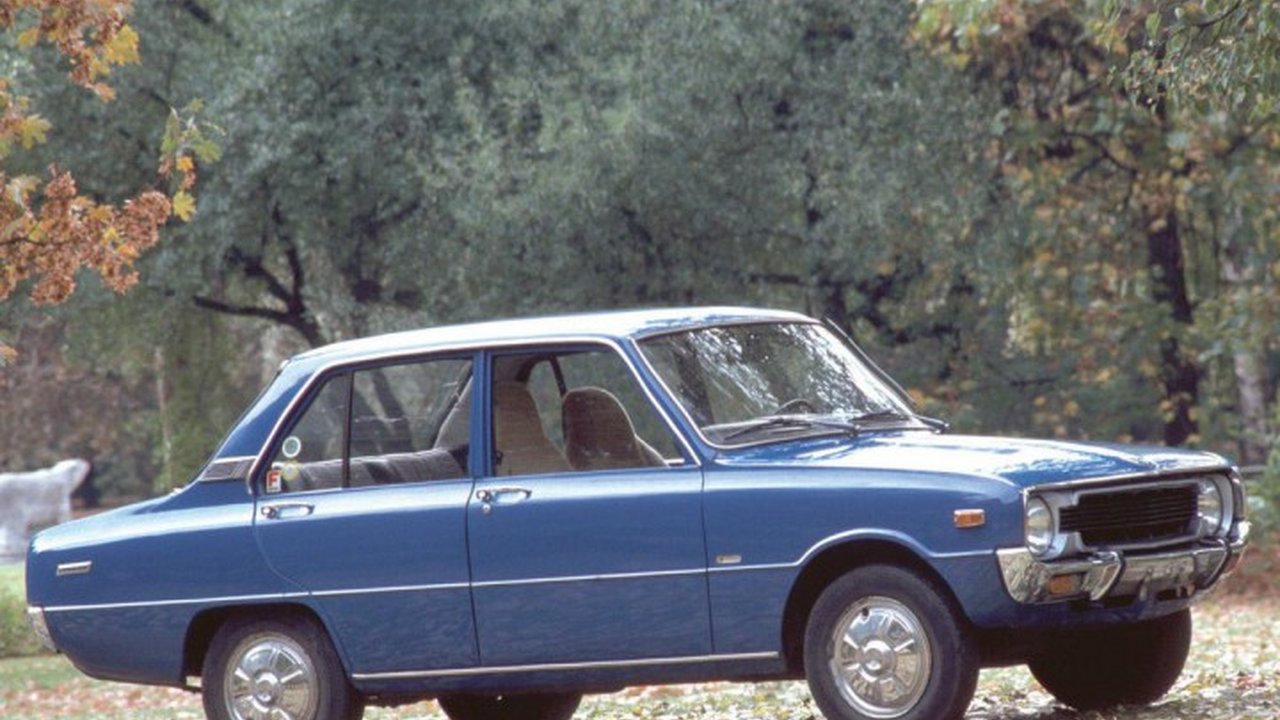 Mazda 1300 1.3 (60 Hp) teknik özellikler ve yakıt tüketimi Mazda 1300 1.3 (60 Hp) teknik özellikler ve yakıt tüketimi