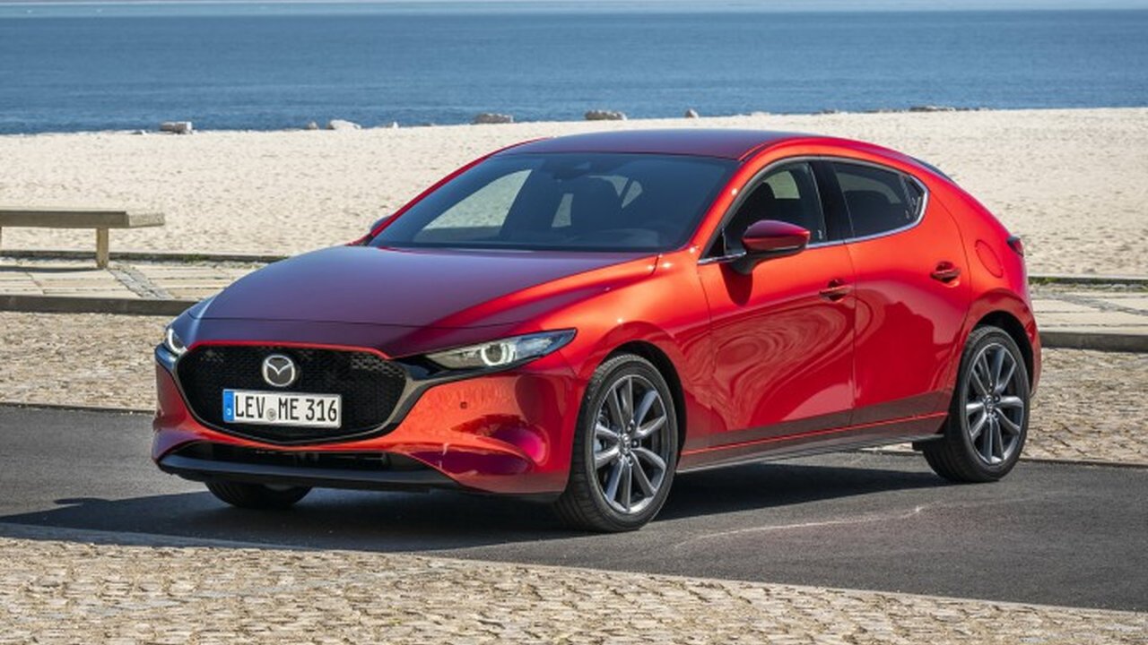 Mazda 3 Mazda 3 IV (BP) Hatchback 2.5 AT (184hp) 4x4 teknik özellikler ve yakıt tüketimi Mazda 3 Mazda 3 IV (BP) Hatchback 2.5 AT (184hp) 4x4 teknik özellikler ve yakıt tüketimi