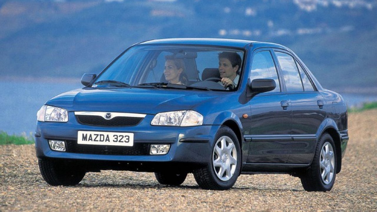 Mazda 323 S VI (BJ) 2.0 i 16V (130 Hp) teknik özellikler ve yakıt tüketimi Mazda 323 S VI (BJ) 2.0 i 16V (130 Hp) teknik özellikler ve yakıt tüketimi