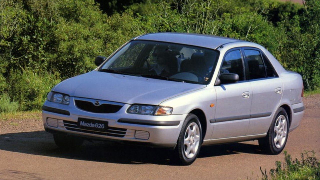 Mazda 626 V (GF) 2.0 (136 Hp) teknik özellikler ve yakıt tüketimi Mazda 626 V (GF) 2.0 (136 Hp) teknik özellikler ve yakıt tüketimi