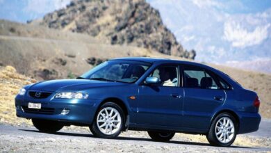 Mazda 626 V Hatchback (GF) 2.0 (136 Hp) teknik özellikler ve yakıt tüketimi