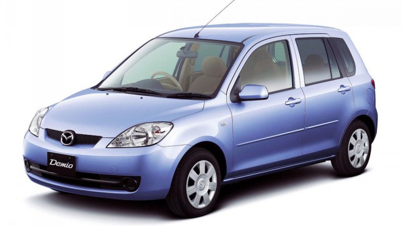 Mazda Demio (DY) 1.5 i 16V (113 Hp) teknik özellikler ve yakıt tüketimi Mazda Demio (DY) 1.5 i 16V (113 Hp) teknik özellikler ve yakıt tüketimi