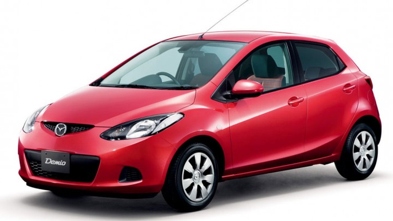 Mazda Demio III (DE) 1.3 AT (91hp) 4x4 teknik özellikler ve yakıt tüketimi Mazda Demio III (DE) 1.3 AT (91hp) 4x4 teknik özellikler ve yakıt tüketimi