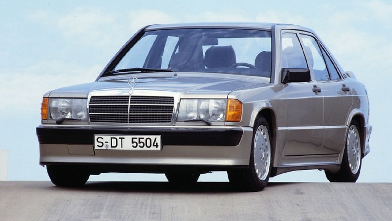 Mercedes-Benz 190 (W201) E Evolution II 2.5 (235 Hp) teknik özellikler ve yakıt tüketimi Mercedes-Benz 190 (W201) E Evolution II 2.5 (235 Hp) teknik özellikler ve yakıt tüketimi