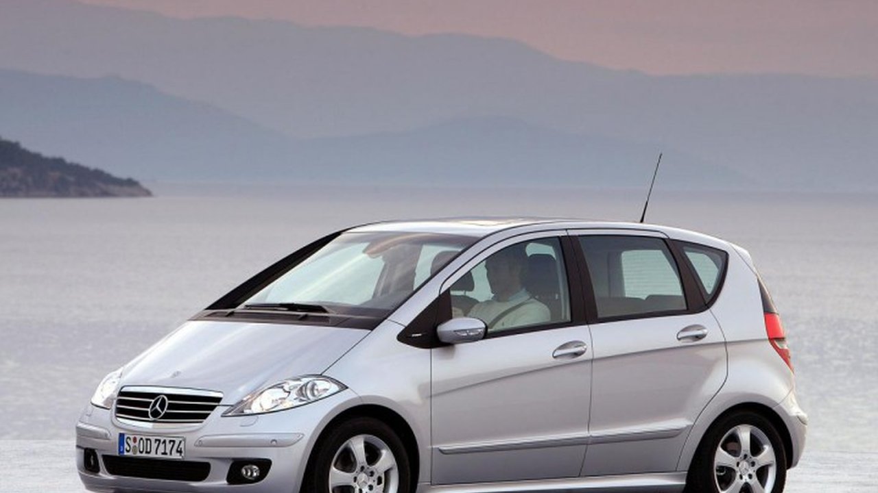 Mercedes-Benz A-klasse (169) A 200 CDI (140 Hp) teknik özellikler ve yakıt tüketimi Mercedes-Benz A-klasse (169) A 200 CDI (140 Hp) teknik özellikler ve yakıt tüketimi