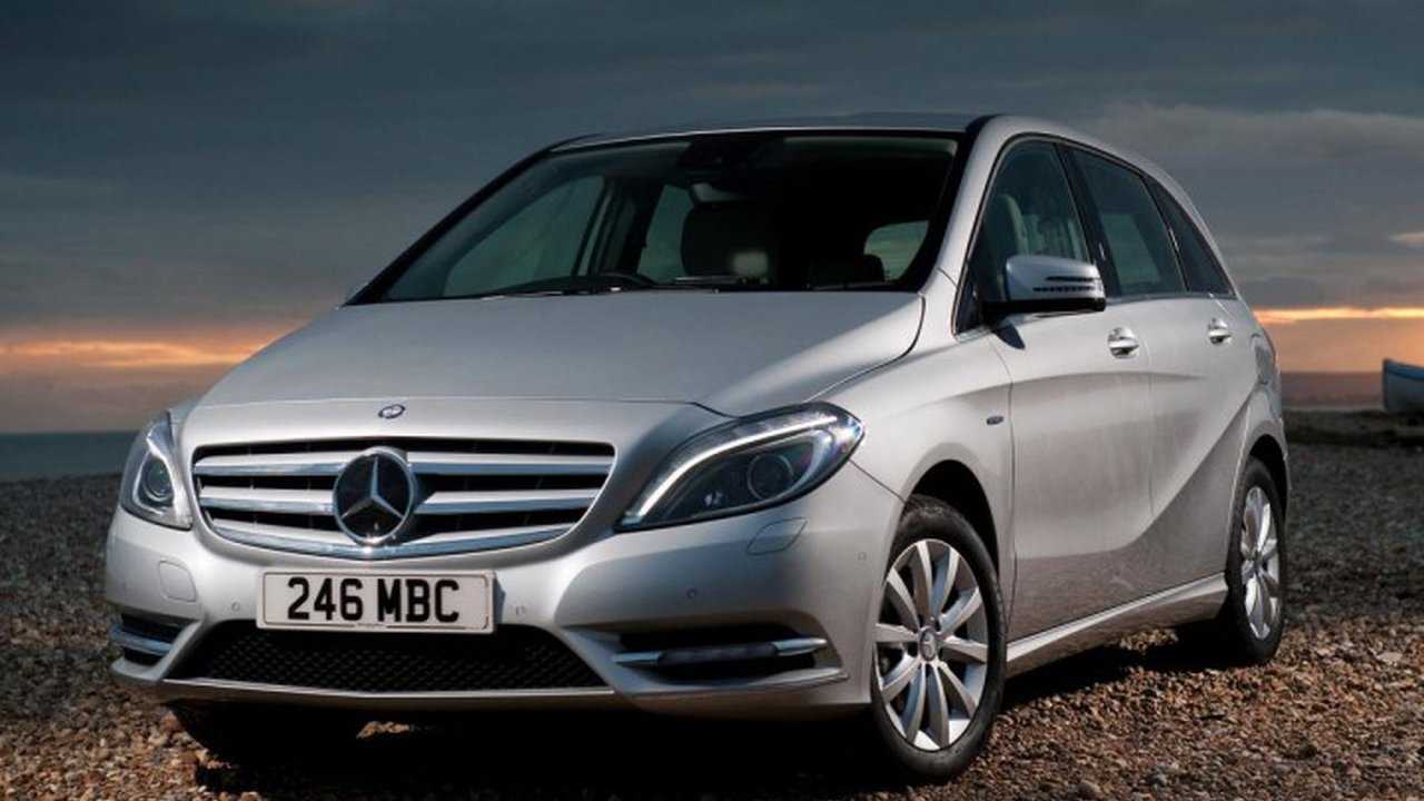 Mercedes-Benz B-klasse Second generation (W246) B 200 CDI BlueEFFICIENCY (135 Hp) teknik özellikler ve yakıt tüketimi Mercedes-Benz B-klasse Second generation (W246) B 200 CDI BlueEFFICIENCY (135 Hp) teknik özellikler ve yakıt tüketimi