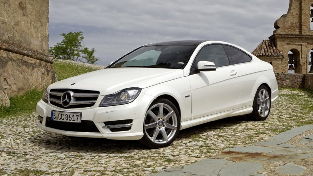 Mercedes-Benz C-klasse Coupe (204) C 220 CDI BlueEFFICIENCY (166 Hp) teknik özellikler ve yakıt tüketimi Mercedes-Benz C-klasse Coupe (204) C 220 CDI BlueEFFICIENCY (166 Hp) teknik özellikler ve yakıt tüketimi