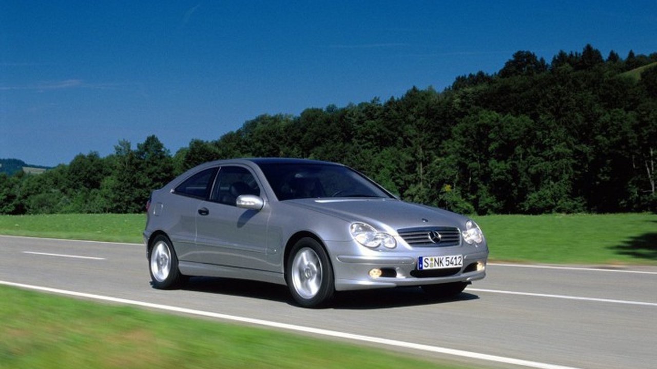 Mercedes-Benz C-klasse Sport Coupe (203) C 220 CDI (143 Hp) teknik özellikler ve yakıt tüketimi Mercedes-Benz C-klasse Sport Coupe (203) C 220 CDI (143 Hp) teknik özellikler ve yakıt tüketimi